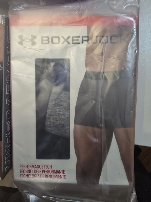 Under armour performance cotton/ perf tech