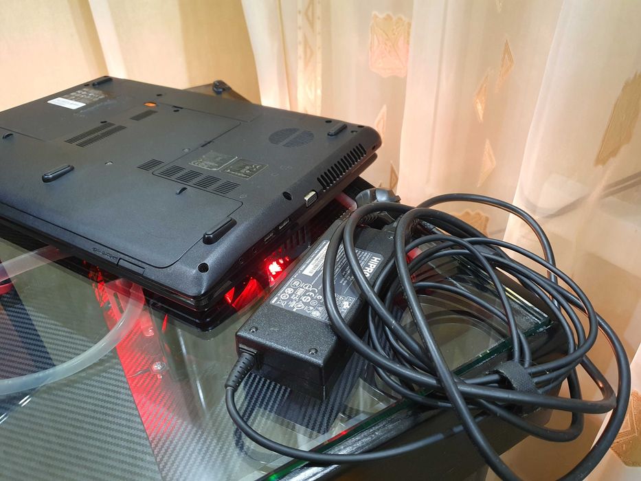 Ігрова консоль Acer Aspire 7560G ,4 GB DDR3 , 500 GB HDD