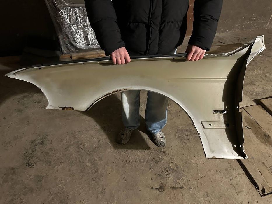 Праве крило для автомобіля бмв е39