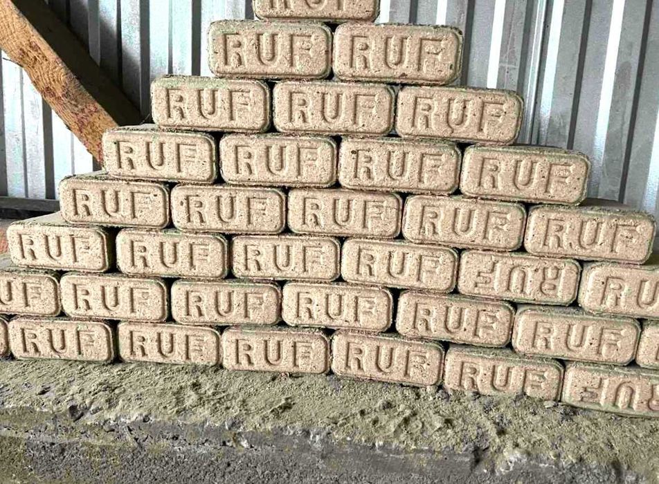 Вугілля, брикети, пелети паливні тепло дому