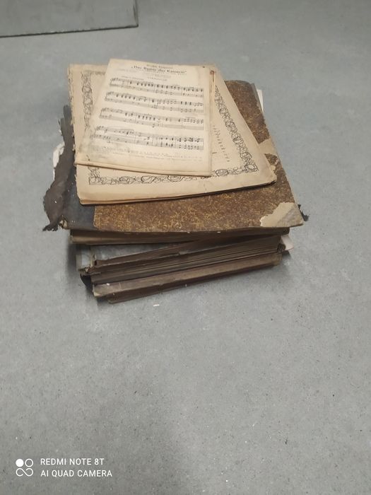 Stare nuty fortepian