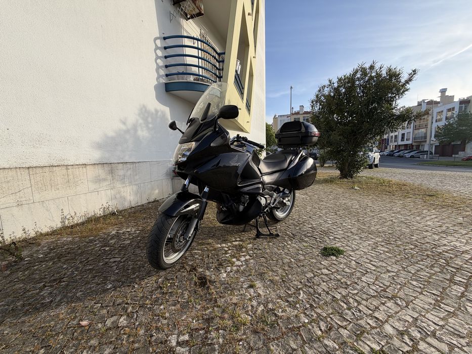 Honda Deauville NT 700