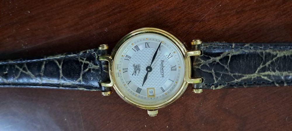 Relogio de senhora Burberrys