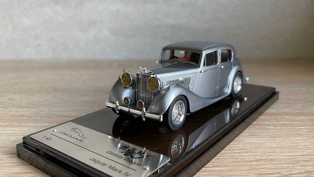 Jaguar Mark IV 1945 silver (Century Dragon) 1/43 1:43