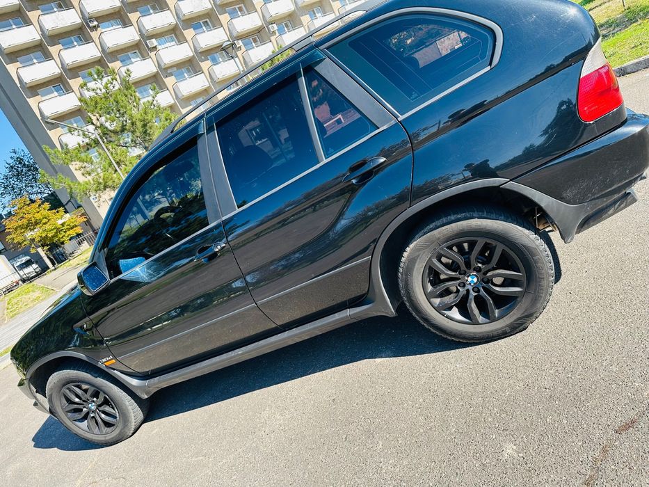Продам BMW x5 e 53