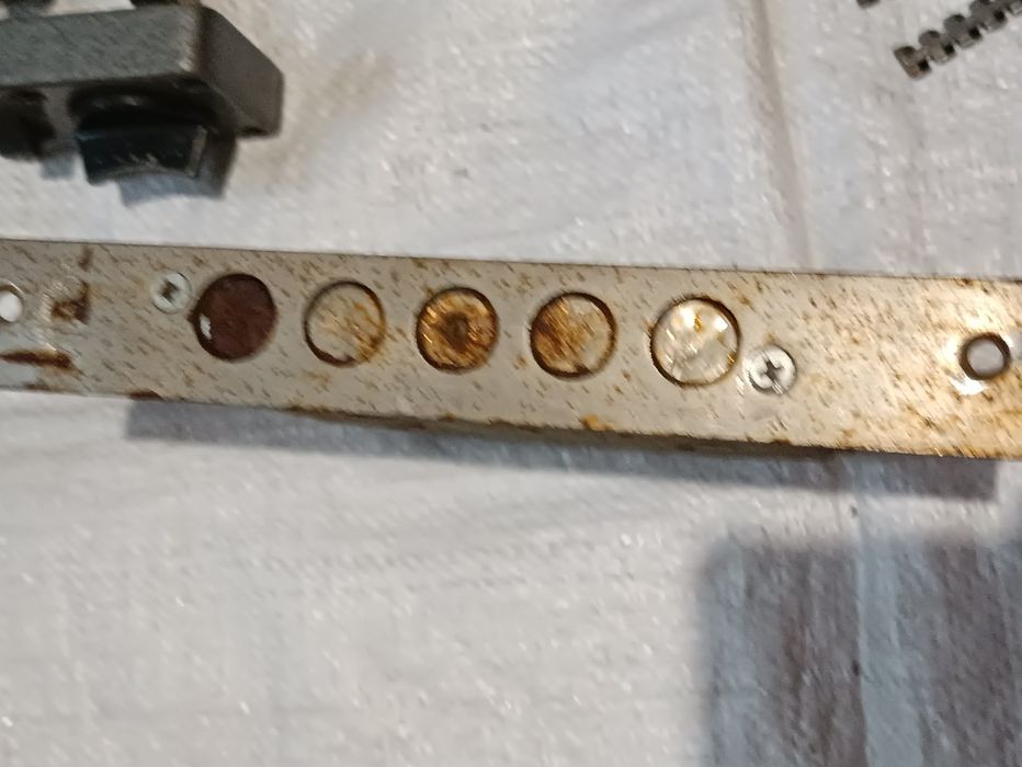 Ножи к наст.деревообрабат.станку Замки вредные разные