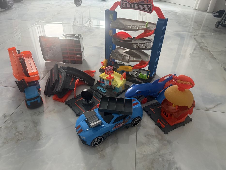 Набори Hot Wheels