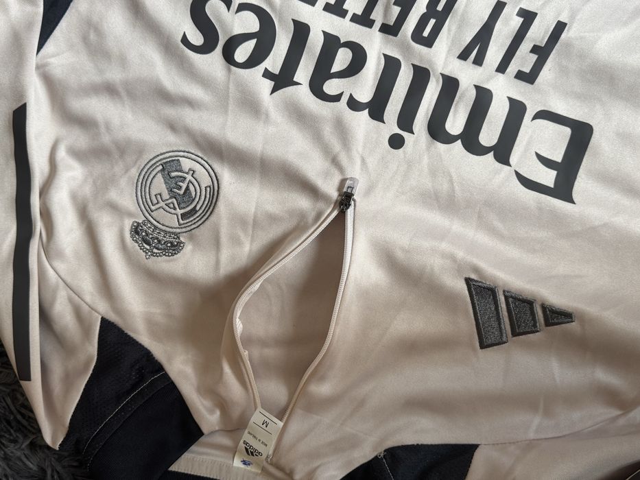 Спортивная кофта Adidas Real Madrid 25/26 Emirates Fly Better (size  m original)