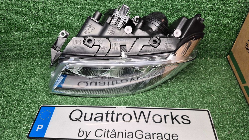 VW Passat B5(3BG)10.00-11.05-ÓTICA/FAROL FRENTE ESQUERDO NOVO EMBALADO