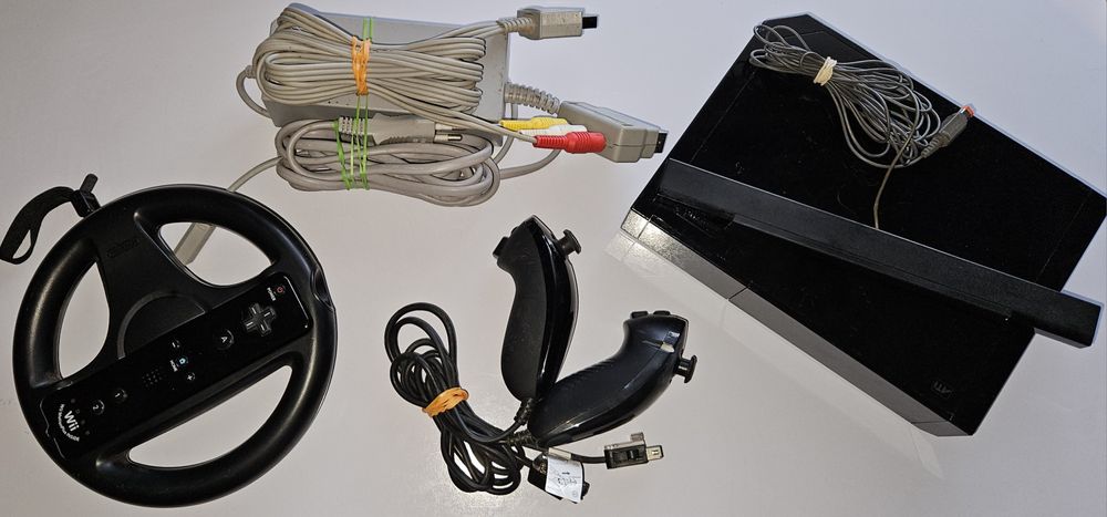 2 Nintendo Wii + acessórios