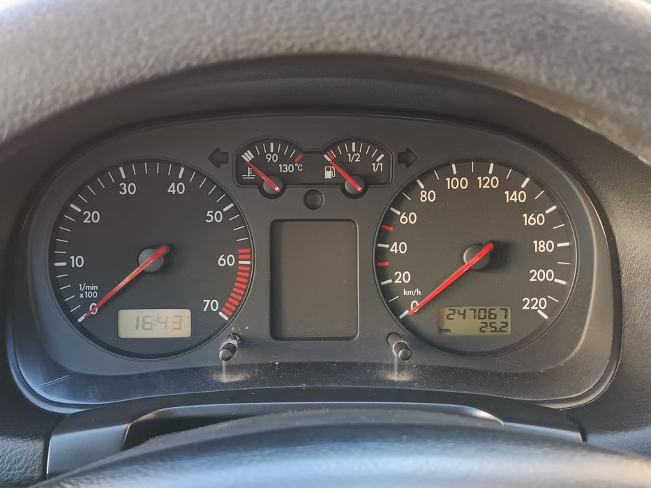 Vw Golf 1.4 16v Ano 2001