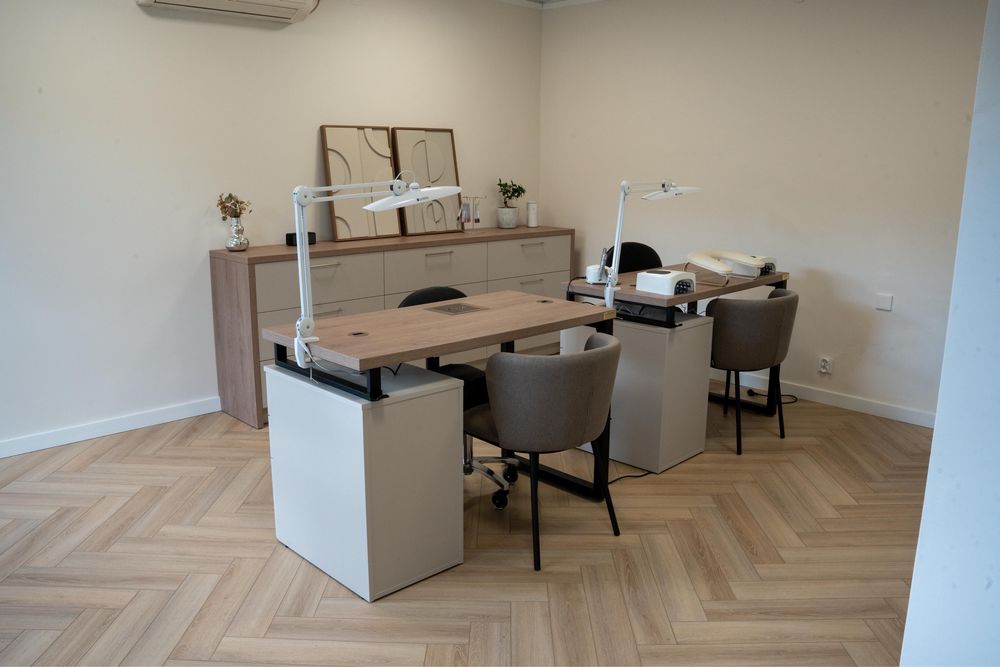Podnajmę stanowisko do manicure i pedicure | Mikołow, blisko rynku | W pełni wyposażone