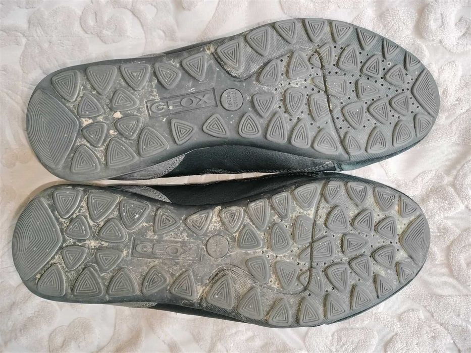 Buty sportowe Geox, rozm.41/27cm, ciemny granat, stan BDB