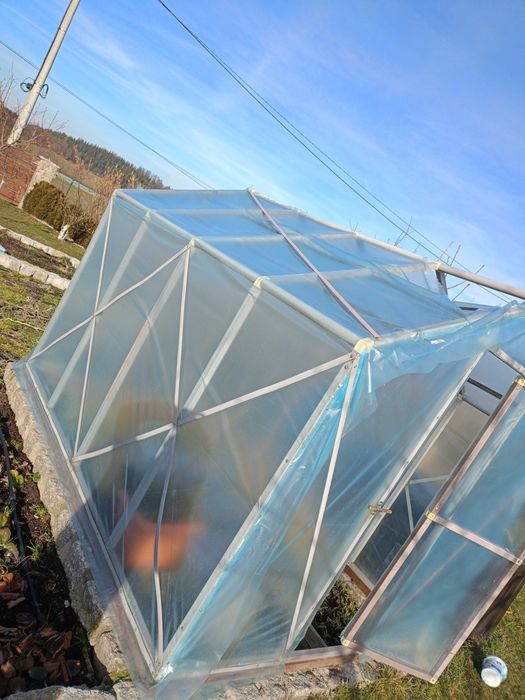 Sprzedam tunel foliowy.