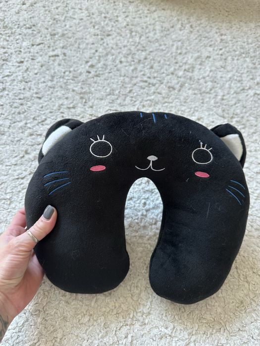 Подушка для машини дитяча