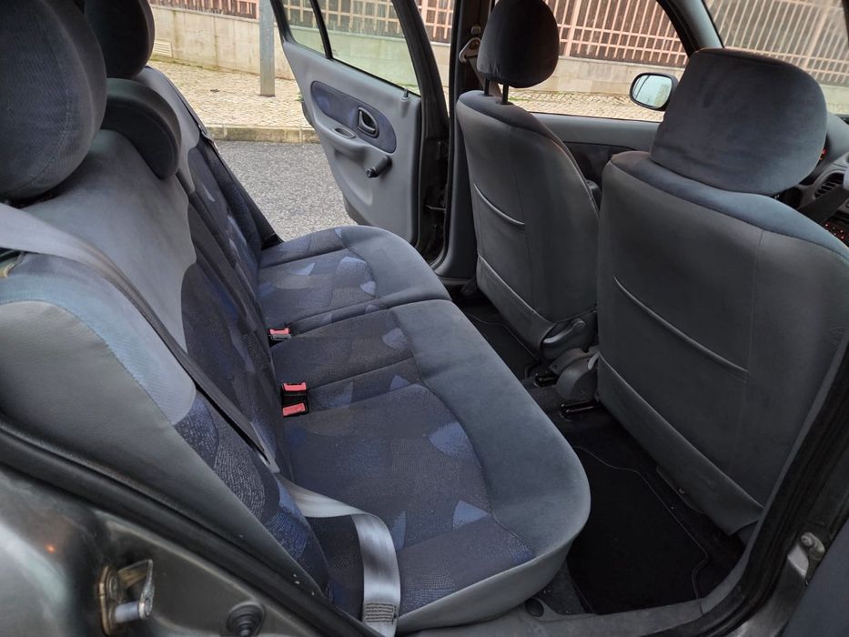 Renault clio 1.2  muito bom preco