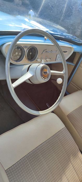 Ford Prefect Four Door Saloon De luxe (100E) classico
