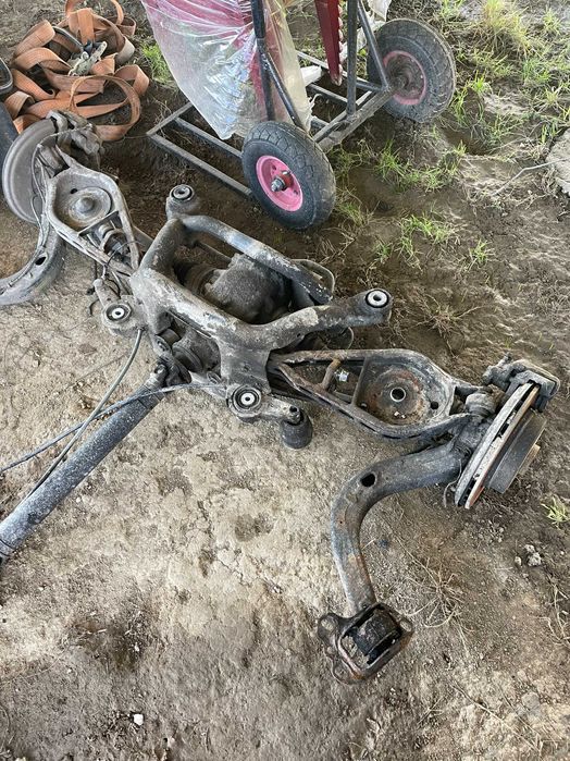 задняя подвеска BMW X3 E83 (2003-2010)