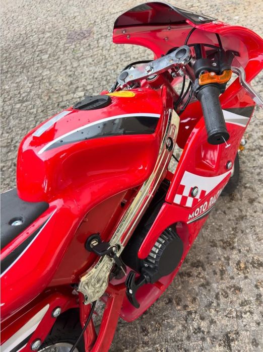 Motinhas para crianças gasolina. entrego