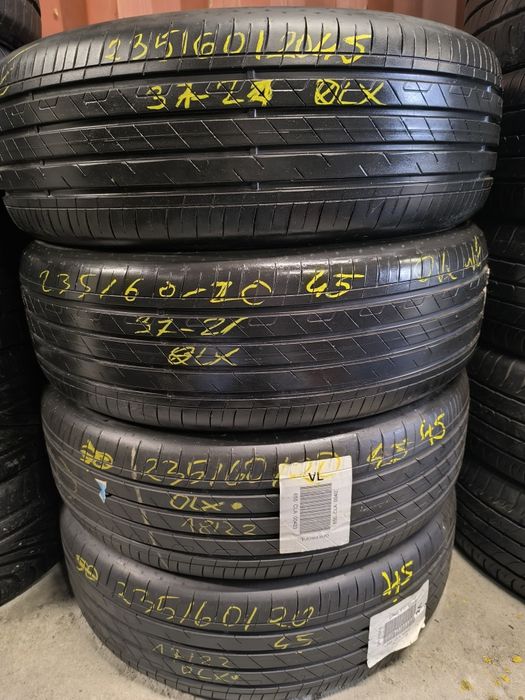 Opony Goodyear Efficient grip 235/60/20 komplet