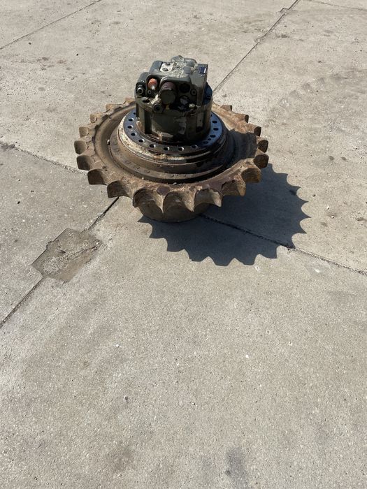 Zwolnica do koparki LIEBHERR R906