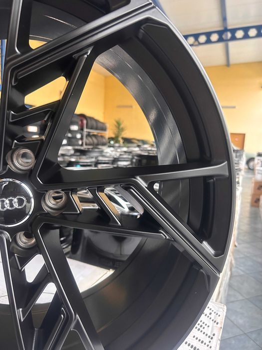 Felgi aluminiowe Audi 20 cali czarne Bg