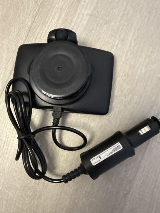 GPS навигатор  TomTom