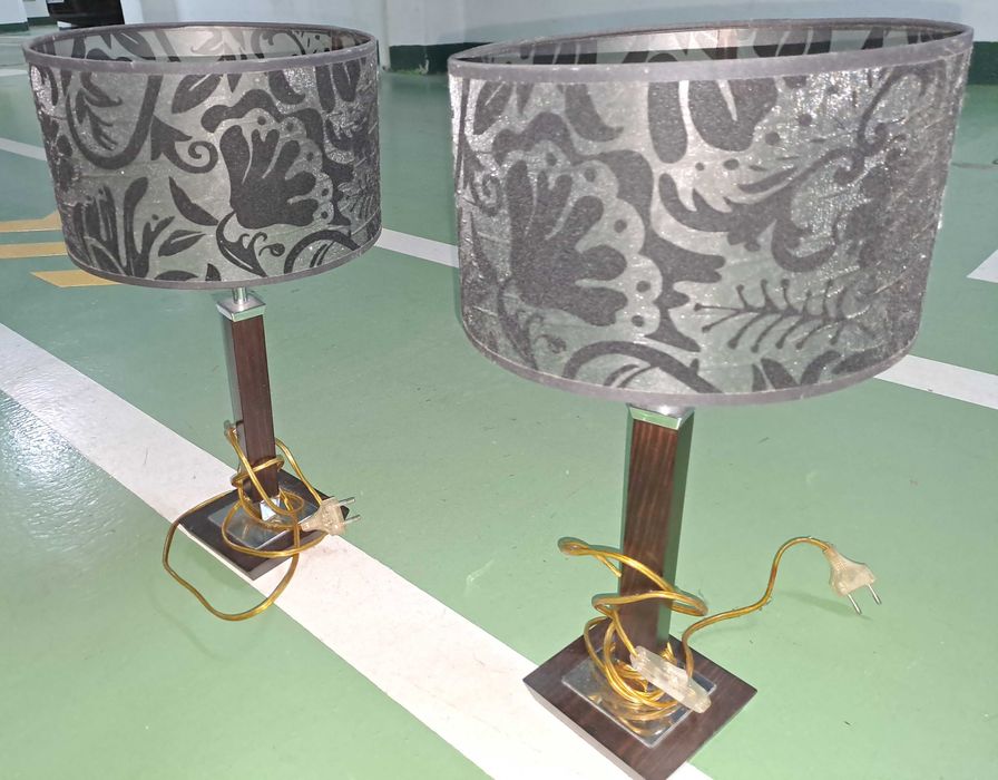 Conjunto Candeeiros quarto Teto e Mesas de Cabeceira, c/Novos