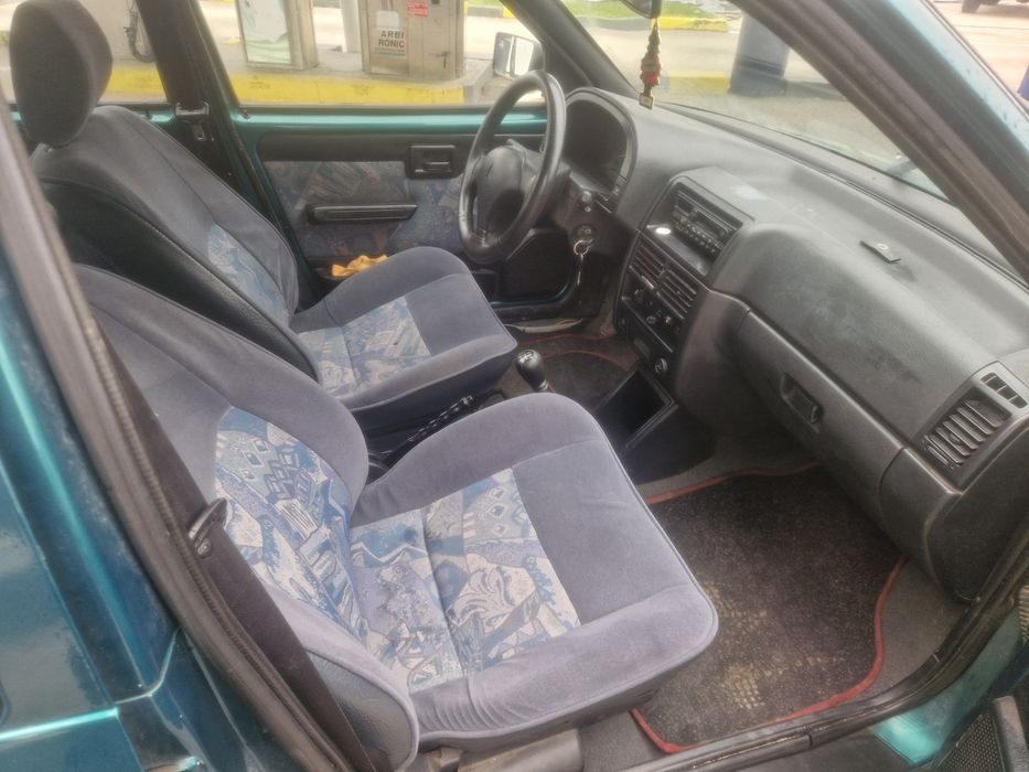 Vende-se Citroën AX