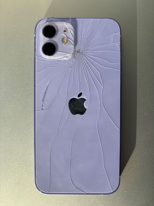 iPhone 12 64GB fioletowy FULL SET, 86% kondycji baterii, zbite plecki