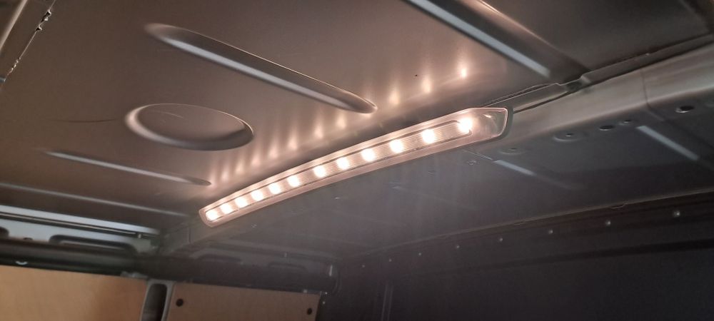 Ліхтарик фонарь салона грузового Vito W447 Sprinter