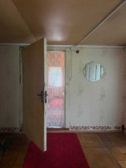 Продаж теплого будинку в смт Березне неподалік від центру