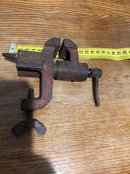 Тиски маленькі. СССР