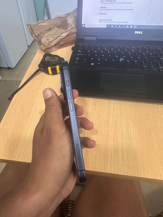 Iphone como novo, garantia e seguro. Comprado menos de 1 mes
