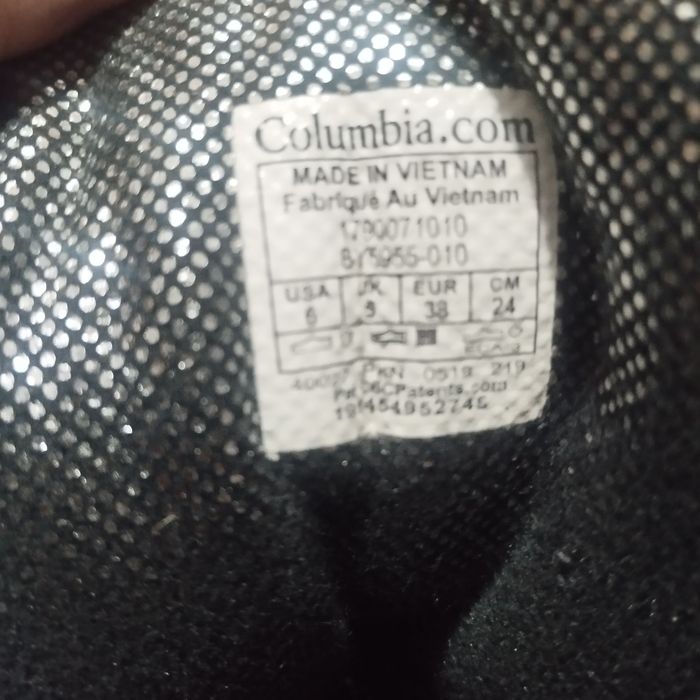 Продам чоботи Columbia