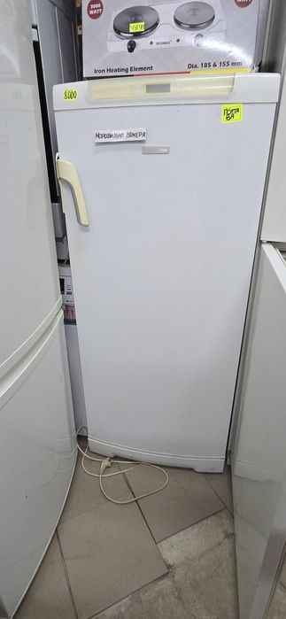 Морозильна камера з Німеччини  Boche c1 Морозильна Bosch GIV11AFE0