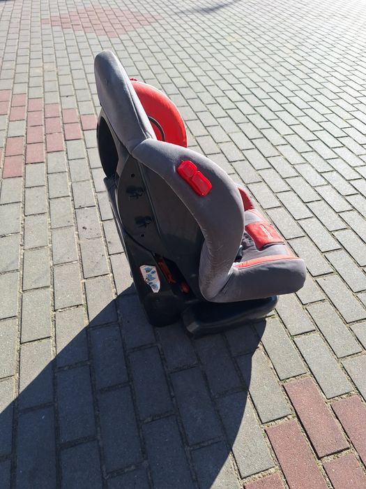 Sprzedam foteliki samochodowy