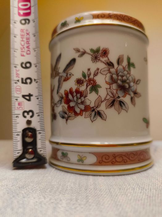 Pote / Potiche / Caixa porcelana Vista Alegre, decoração Magnólia