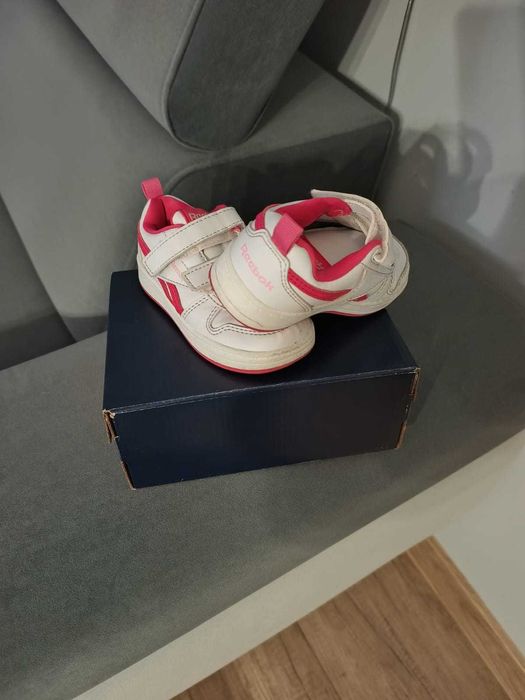 Buty dziewczęce Reebok 23,5