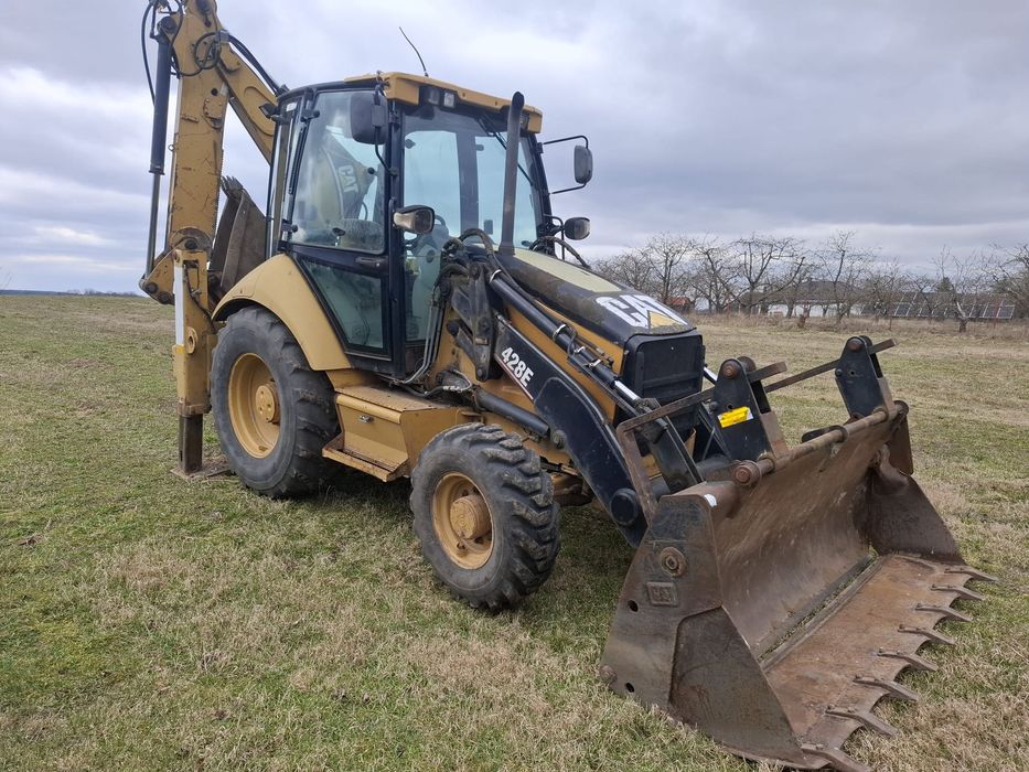 Caterpillar 428e  Cat 428e koparko-ładowarka