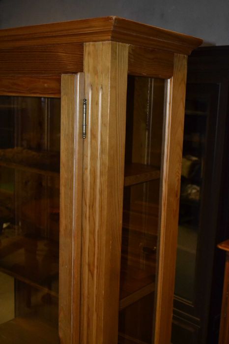 witryna stylowa . sosna .antisol