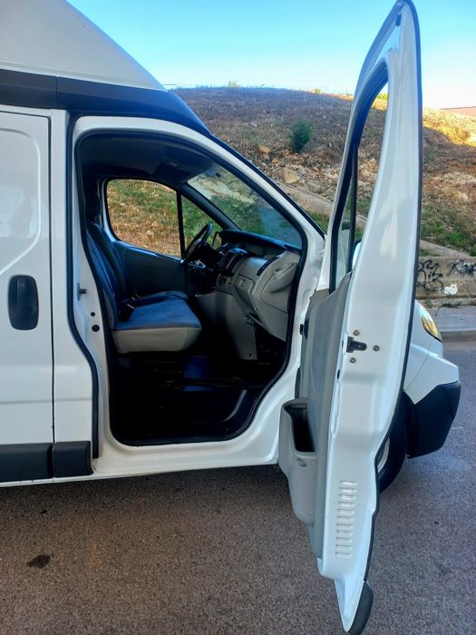 Renault Trafic 2.0 dci teto alto