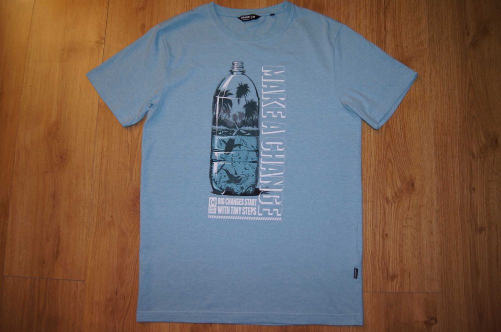T-shirt Cropp Regular Fit r. M