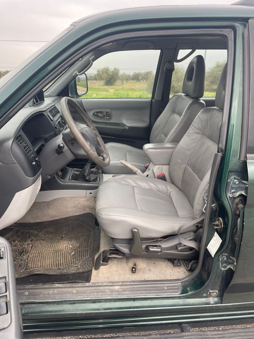 Mitsubishi Pajero Sportwagon 02