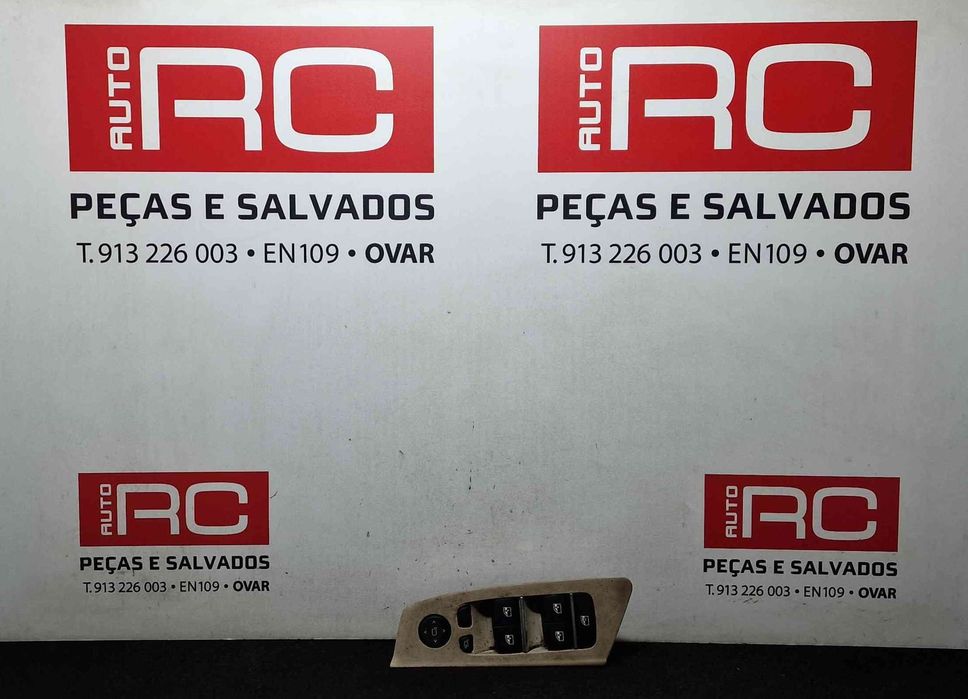 Comando / Botão / Interruptor Vidros Frente Esquerdo 6832729 - BMW X3
