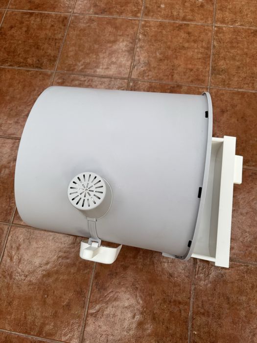 Caixa de areia para gatos Pawhut como nova