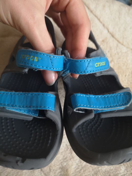 Sandały crocs 25