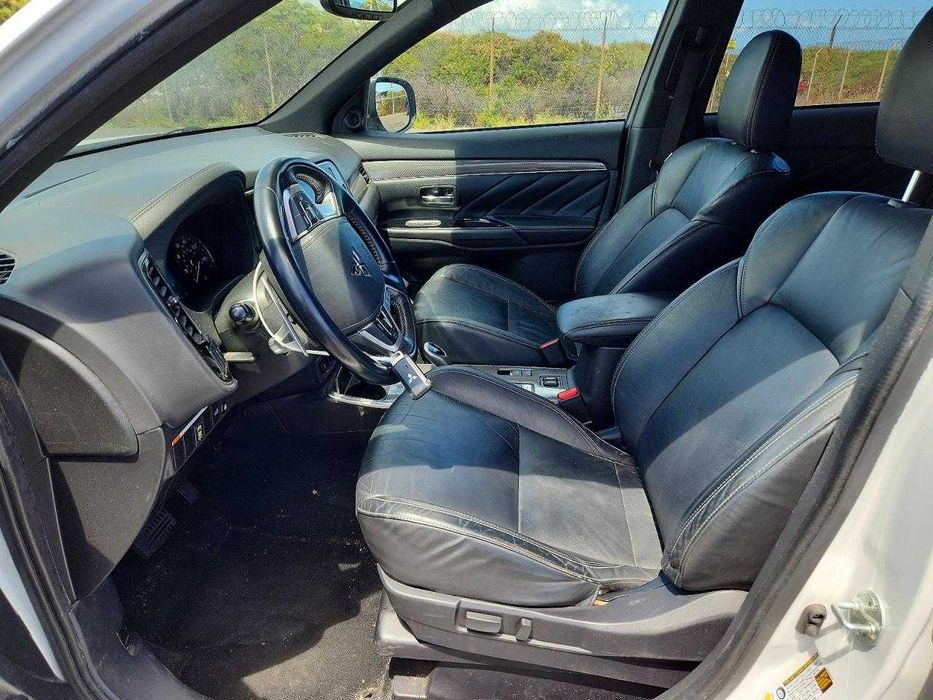 Mitsubishi Outlender Plug-in-Hybrid Sel 2019.