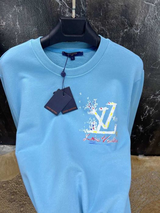 Bluzy LV różne kolory