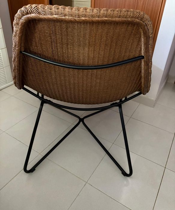 Poltrona Castanho Escura Ikea